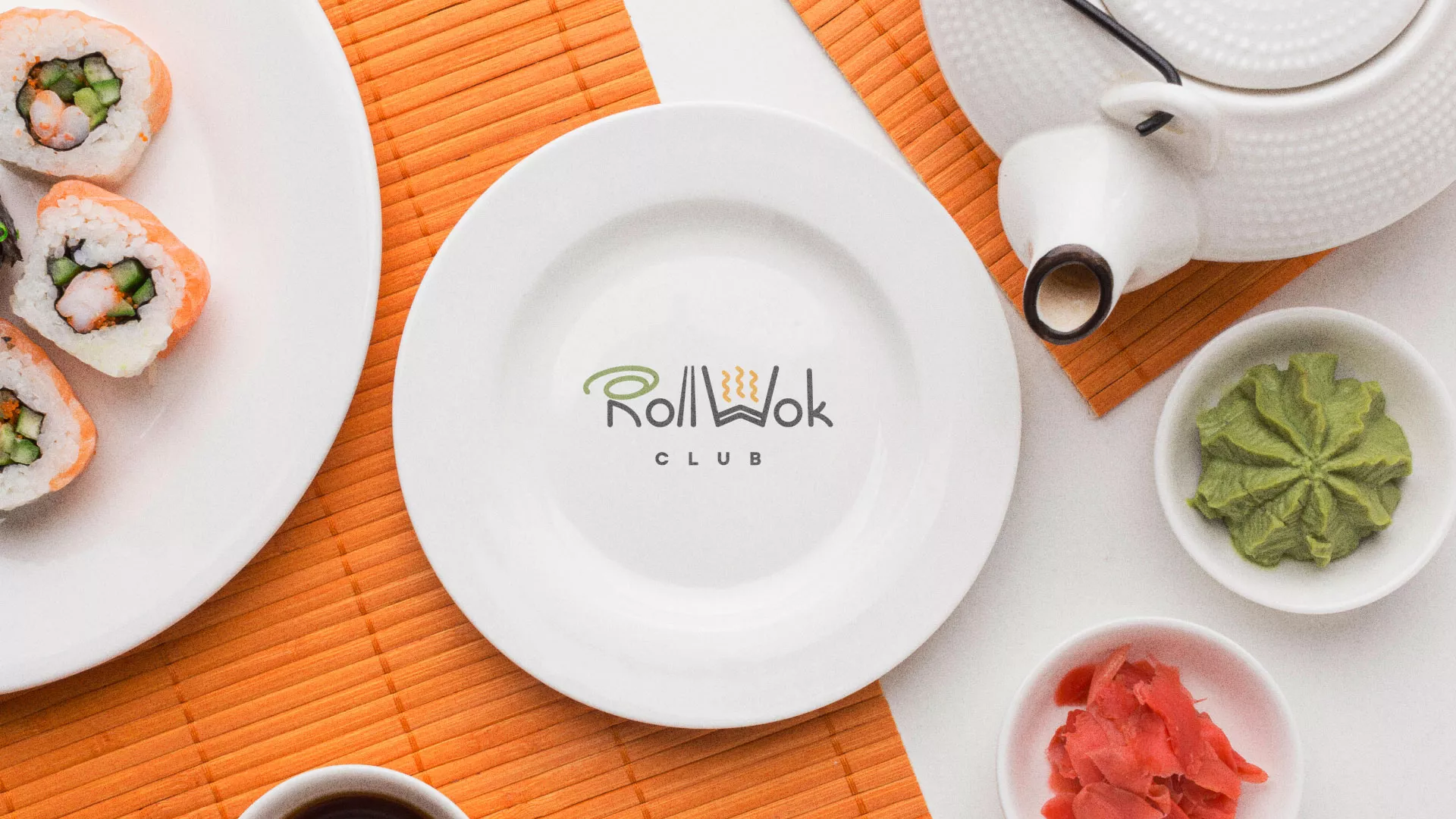 Разработка логотипа и фирменного стиля суши-бара «Roll Wok Club» в Ясном